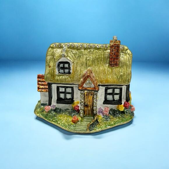English Cottage Enameled Metal Trinket Box With Crystal Accents 2 Inches - Picture 1 of 11